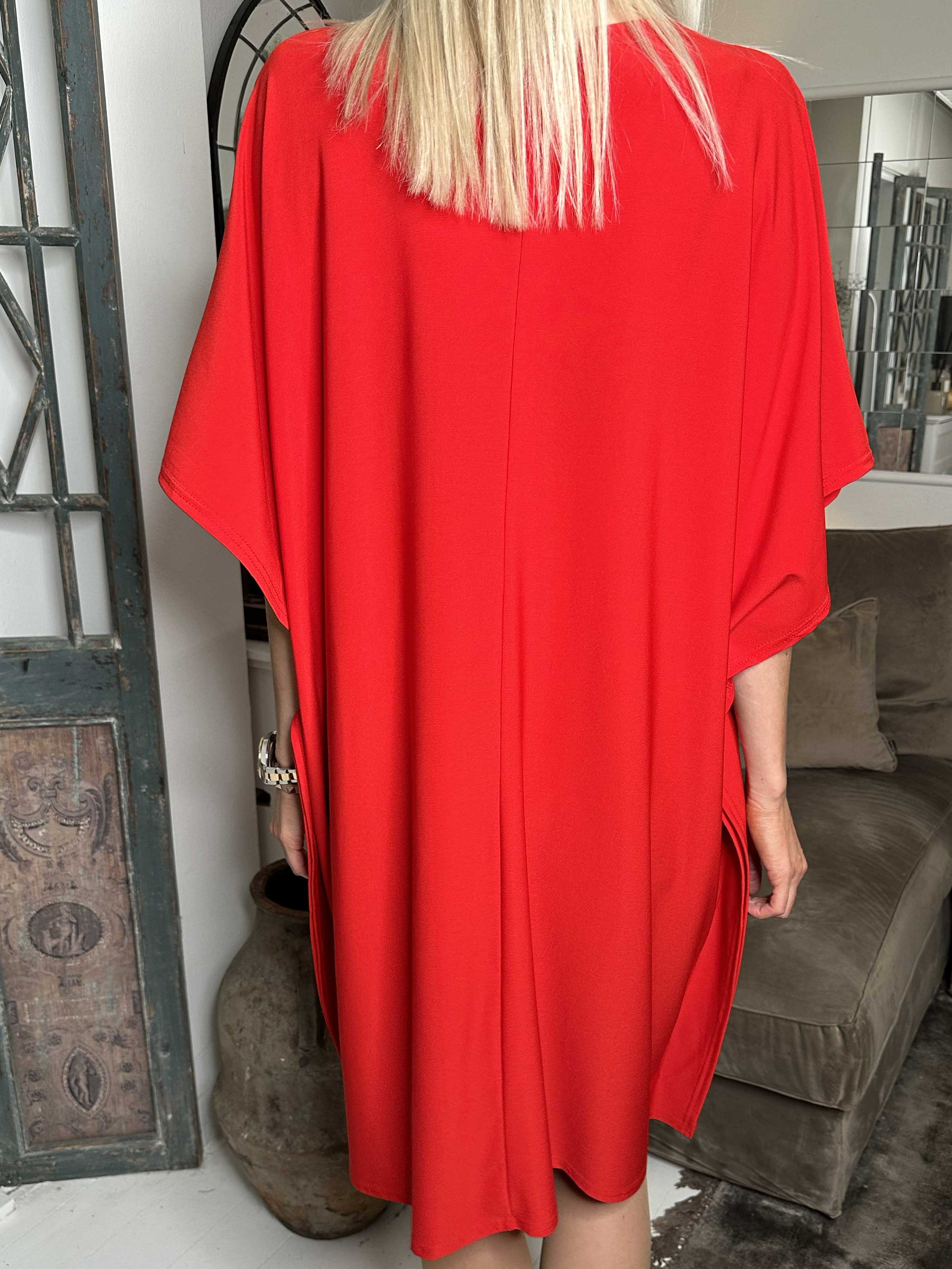 Azmina Plain - Ensfarvet elastisk tunika i løs pasform